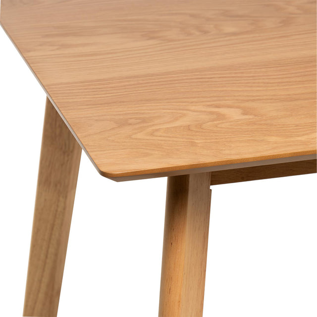Vista detalle Mesa de Comedor Rectangular Julia 120 - 140 cm Roble Som Casa Slowdeco