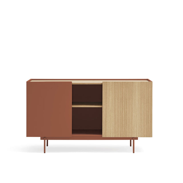 Vista frontal aparador Otto 135 cm Teja Slowdeco
