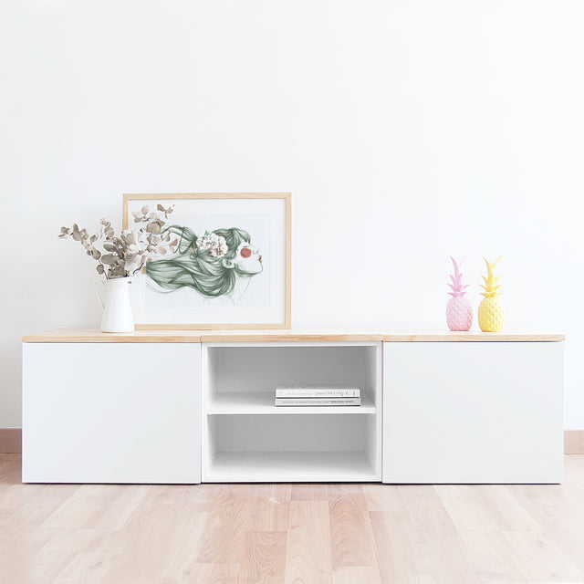 Vista frontal Mueble TV Nolla 150 cm blanco nórdico 2 puertas 1 balda apoyado suelo niveladores comedor Slowdeco